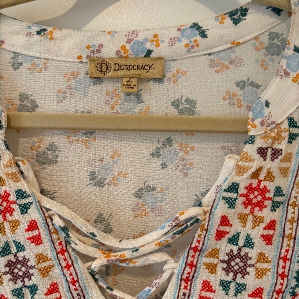 Democracy Bohemian Floral Aztec Oversized Multicolor Tie Neck Tunic Top Size L - Picture 4 of 15
